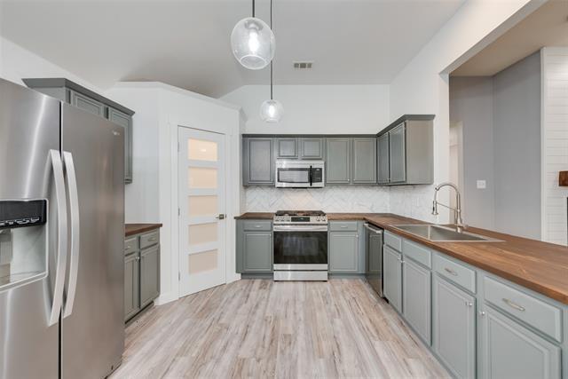 9216 Newport Ln in McKinney, TX - Building Photo
