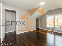 24283 Lexington Ave photo'