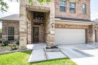 4831 Eagles Glen Dr in Houston, TX - Building Photo - Building Photo