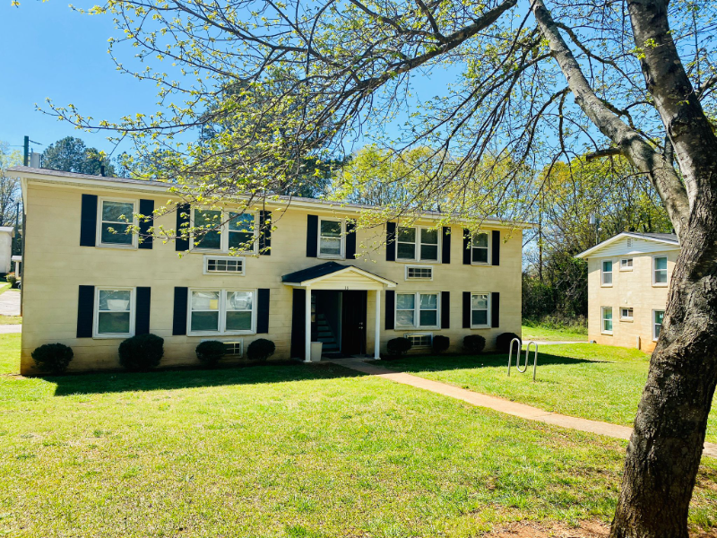 201 Chandler Dr in Gaffney, SC - Foto de edificio