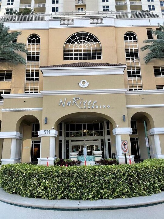 511 SE 5th Ave in Fort Lauderdale, FL - Building Photo