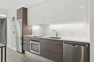 233 W Hubbard St in Chicago, IL - Building Photo - Building Photo