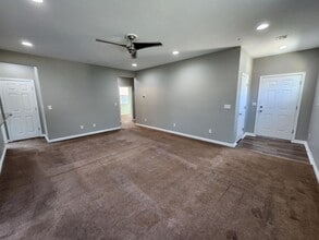 932 Aspen Cliff Dr in Henderson, NV - Building Photo - Building Photo