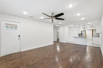 2618 Brandon St in Dallas, TX - Building Photo - Building Photo