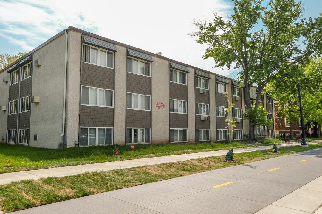 Park Place Apartments in Minneapolis, MN - Building Photo