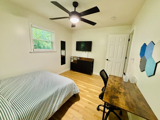 1939 Candace Ln SE in Atlanta, GA - Building Photo - Building Photo