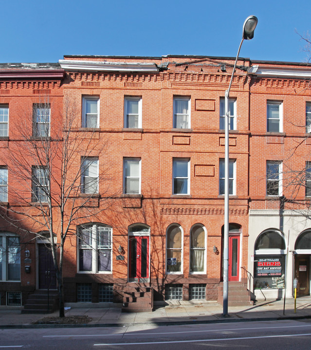 2406-2408 St. Paul St in Baltimore, MD - Building Photo