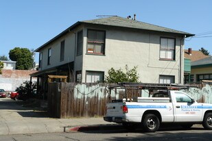 2153-2159 Dwight Way in Berkeley, CA - Building Photo