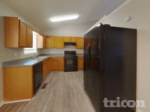 97 Pastel Ct in Dallas, GA - Building Photo - Building Photo