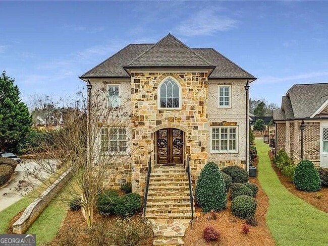 property at 5869 Chickasaw Ln