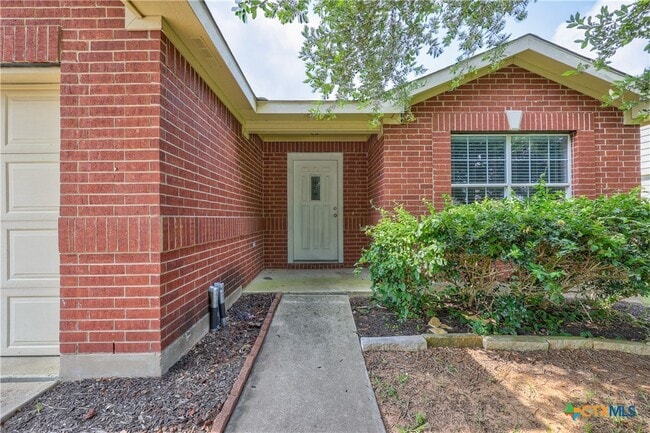396 Old W Trail in Buda, TX - Building Photo - Building Photo