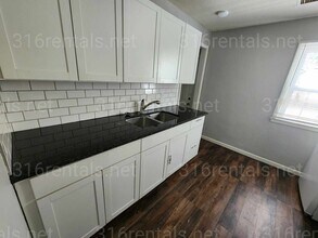1217 N Lorraine Ave in Wichita, KS - Building Photo - Building Photo
