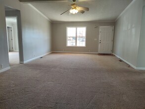 1059 Hugo Dr in Salisbury, NC - Building Photo - Building Photo