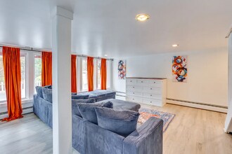 4922 Westbranch Hwy in Lewisburg, PA - Foto de edificio - Building Photo