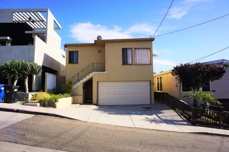 640 8th St in Hermosa Beach, CA - Building Photo - Building Photo