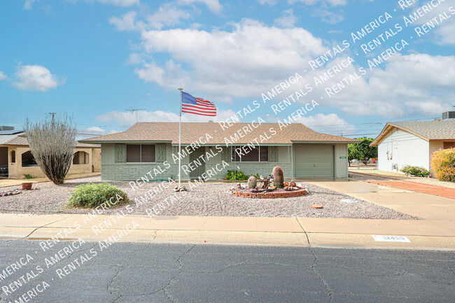 12450 N Augusta Dr in Sun City, AZ - Building Photo - Building Photo