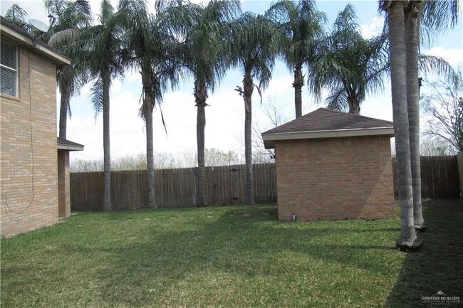 33 Santa Teresa St in Mission, TX - Building Photo - Building Photo