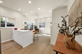 1729 Keeaumoku St, Unit B in Honolulu, HI - Building Photo - Building Photo