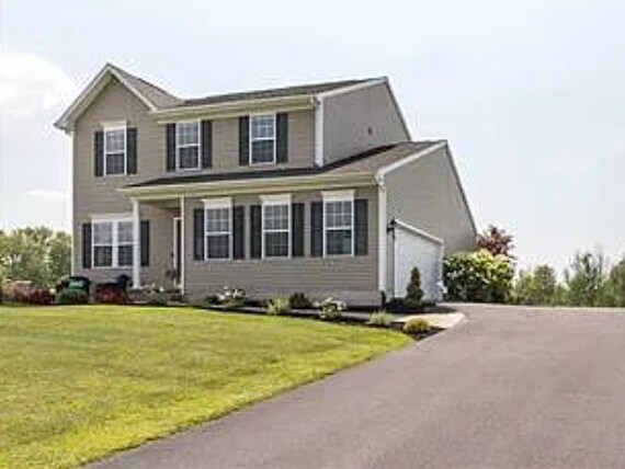 119 Owls Nest Way in Warners, NY - Building Photo