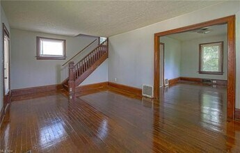 236 Cranz Pl in Akron, OH - Building Photo - Building Photo