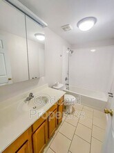 2205 N Charles St in Baltimore, MD - Building Photo - Building Photo