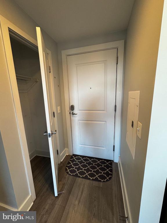 2001 15th St N in Arlington, VA - Building Photo - Building Photo