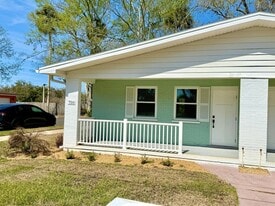 748-750 Bethune St in Daytona Beach, FL - Building Photo