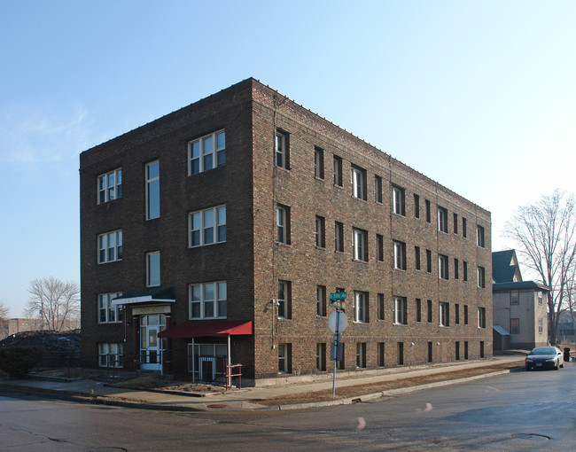 Dundry House in Minneapolis, MN - Building Photo - Building Photo