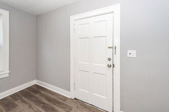 2620 Woodlawn Ave in North Charleston, SC - Building Photo - Building Photo