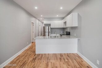 229 2nd St in Troy, NY - Building Photo - Building Photo