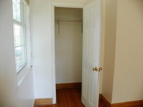 4806 52nd Ave in Hyattsville, MD - Foto de edificio - Building Photo