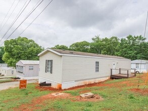 16 Cameron Cir in Muscle Shoals, AL - Building Photo - Building Photo