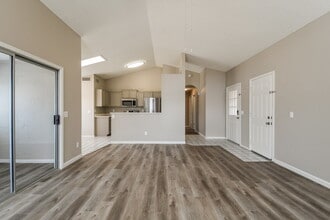 20610 N 6th Dr in Phoenix, AZ - Foto de edificio - Building Photo