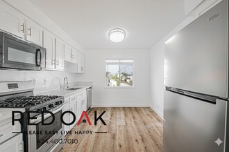 1720 Cerritos Ave in Long Beach, CA - Building Photo - Building Photo