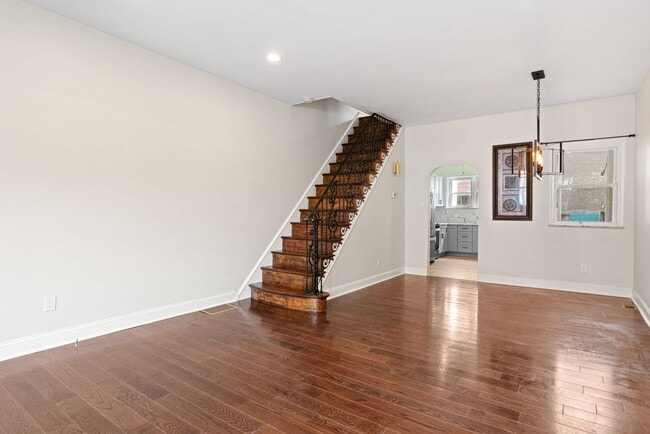 property at 2725 E Indiana Ave