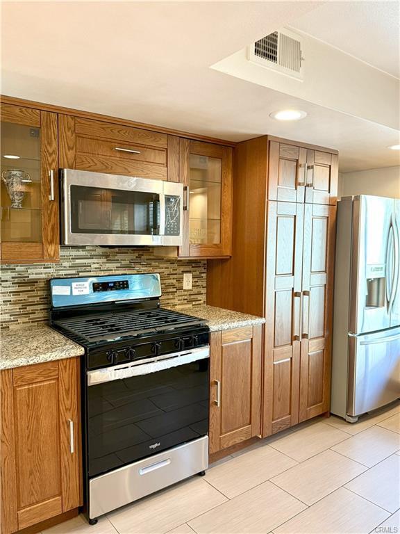 5216 Lindley Ave in Los Angeles, CA - Building Photo - Building Photo