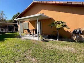 12500 SW 43rd St in Miami, FL - Building Photo - Building Photo