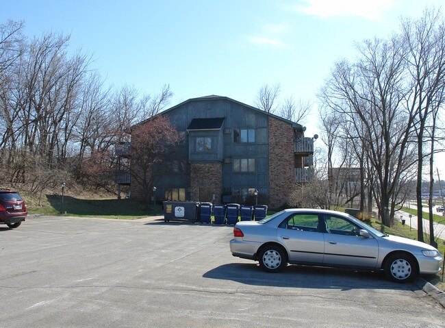 Grandview Acres in Des Moines, IA - Foto de edificio - Building Photo