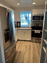 200 177th Dr, Unit 605 in Sunny Isles Beach, FL - Foto de edificio - Building Photo