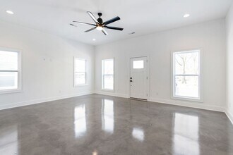 904 N Maple St in Murfreesboro, TN - Building Photo - Building Photo