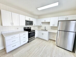 4611 19th Pl SW-Unit -#4613 in Naples, FL - Building Photo - Building Photo