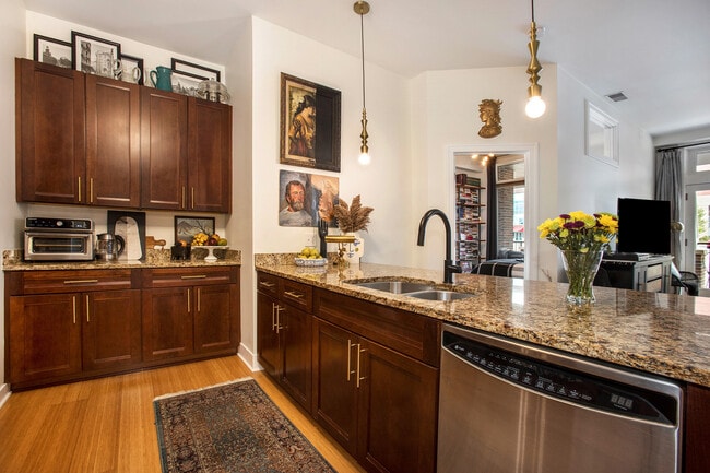 430 Union Ave NE, Unit 430 Union Ave NE #106 in Grand Rapids, MI - Foto de edificio - Building Photo