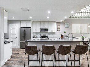 156 175th Ave E, Unit 18-1831 in Redington Shores, FL - Building Photo - Building Photo