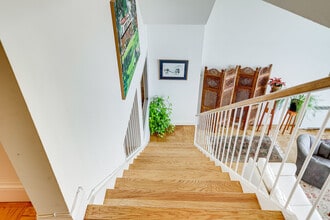 1200 N Nash St, Unit Prospect House in Arlington, VA - Foto de edificio - Building Photo