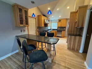 367 Whitney Road West in Penfield, NY - Building Photo - Building Photo