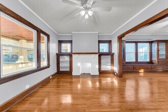 2101 Elbur Ave in Lakewood, OH - Building Photo - Building Photo