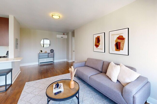 5450 Wissahickon Ave-Unit -ID1028995P in Philadelphia, PA - Building Photo - Building Photo
