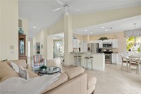 1208 Chelmsford Ct in Naples, FL - Foto de edificio - Building Photo