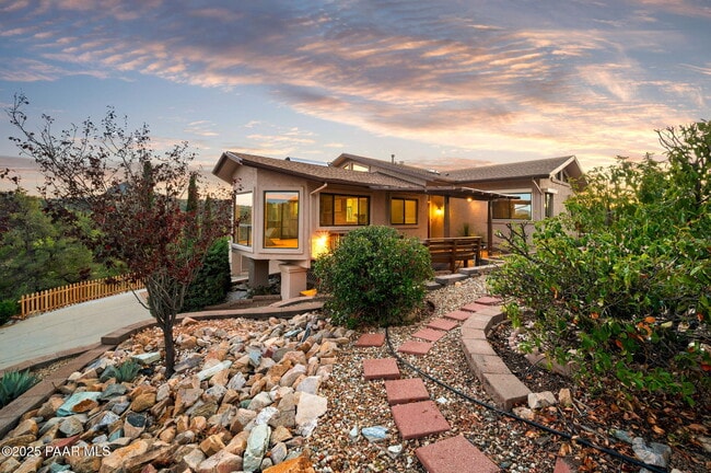 property at 2349 Loma Vista Dr