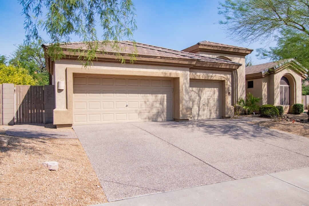 16015 N 66th St in Scottsdale, AZ - Foto de edificio